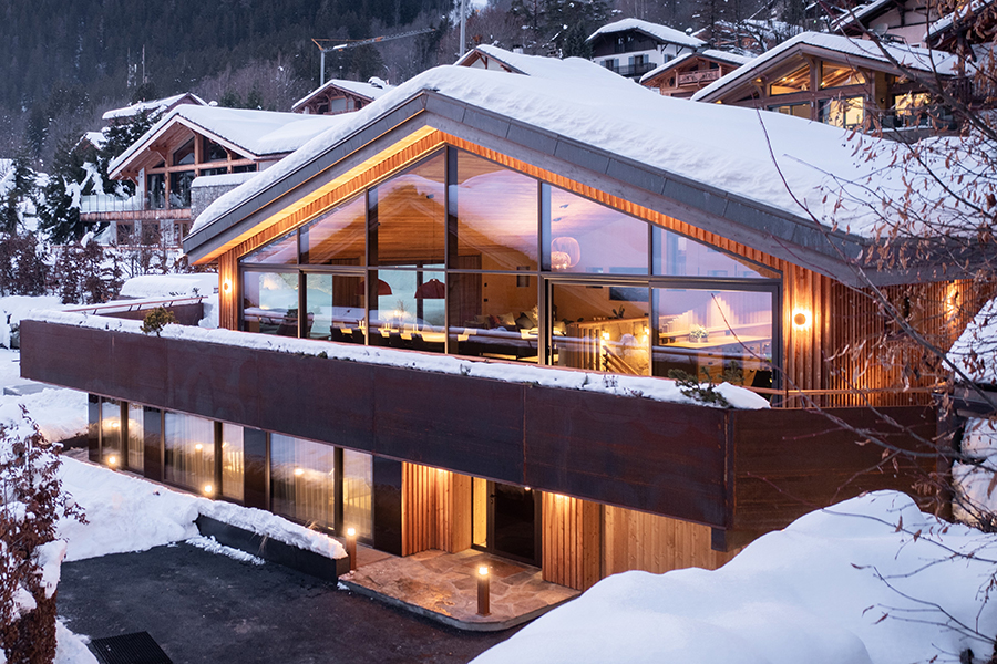 exterior-of-chamonix-ski-chalet