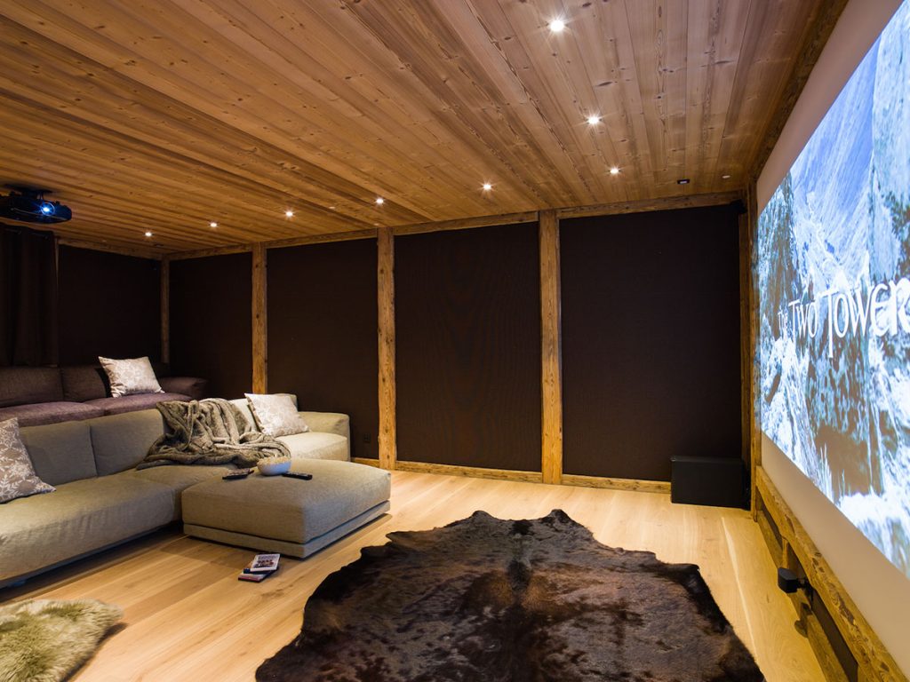 chalet-with-large-cinema