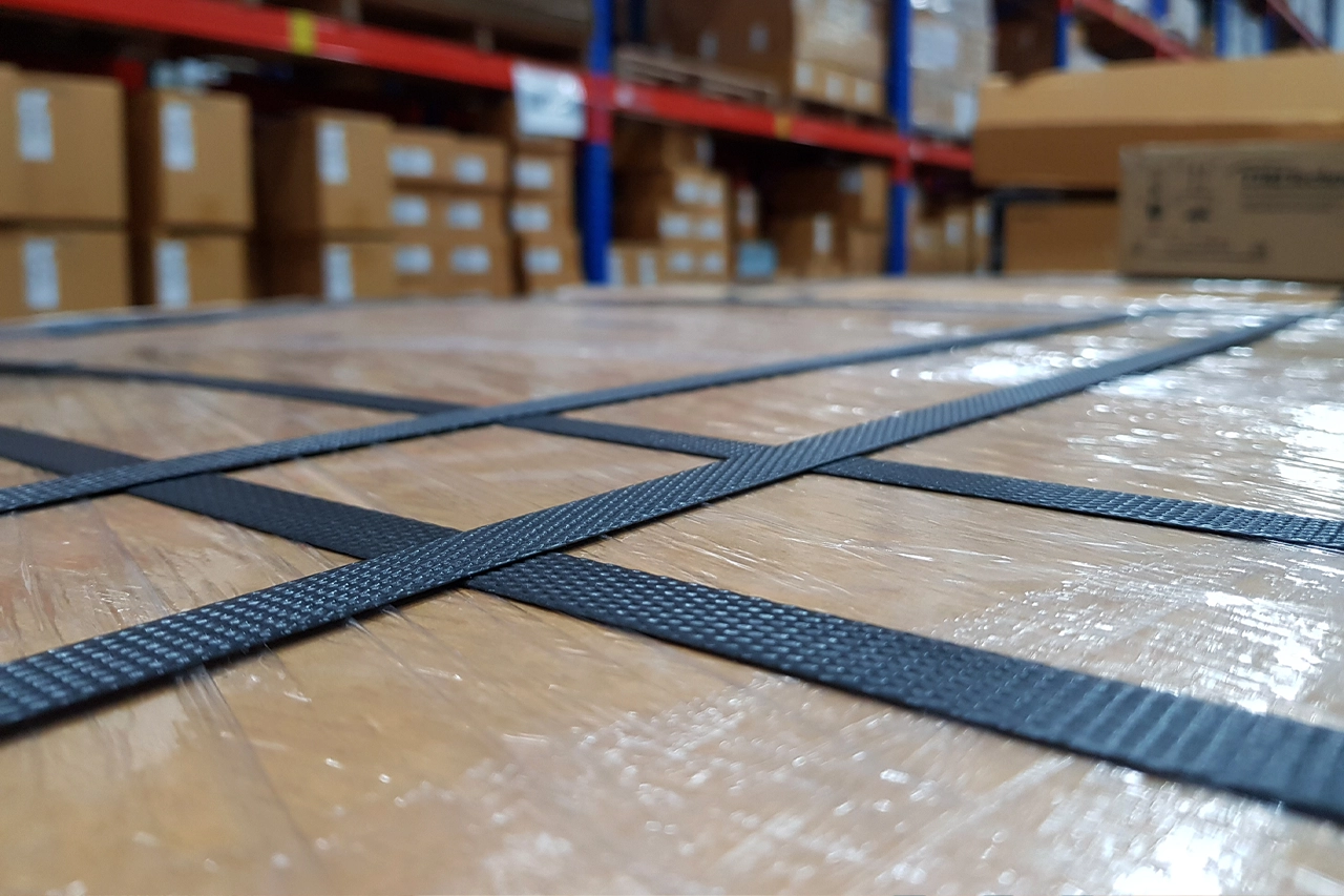 Plastic strapping